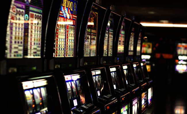 play vegas style slot machines